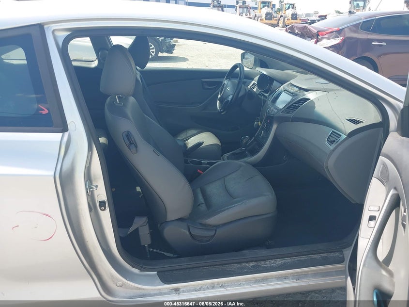 2014 Hyundai Elantra VIN KMHDH6AH6EU026356 IAAI salvage auction — REAR END, Rebuildable (Florida), sold $1,000 on 2026-07-28 (photo 5)