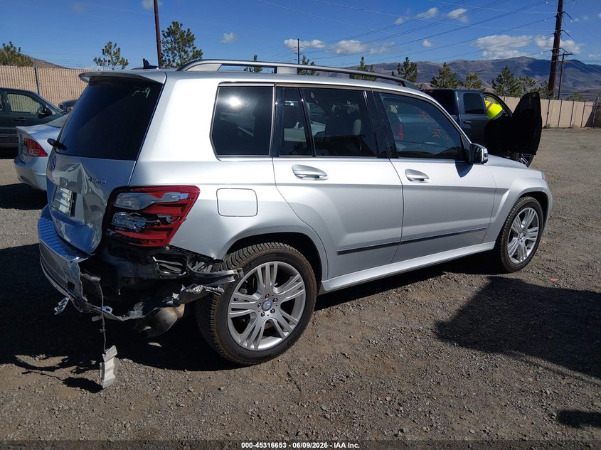2014 Mercedes-benz Glk-klasse VIN WDCGG8JB5EG302580 IAAI salvage auction — RIGHT REAR, Salvage (Nevada), sold $3,550 on 2026-08-07 (photo 4)