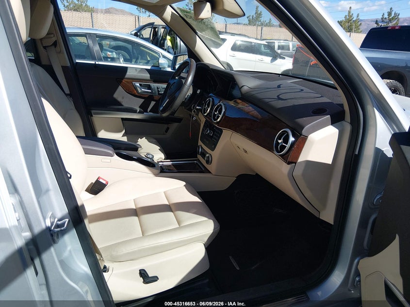 2014 Mercedes-benz Glk-klasse VIN WDCGG8JB5EG302580 IAAI salvage auction — RIGHT REAR, Salvage (Nevada), sold $3,550 on 2026-08-07 (photo 5)