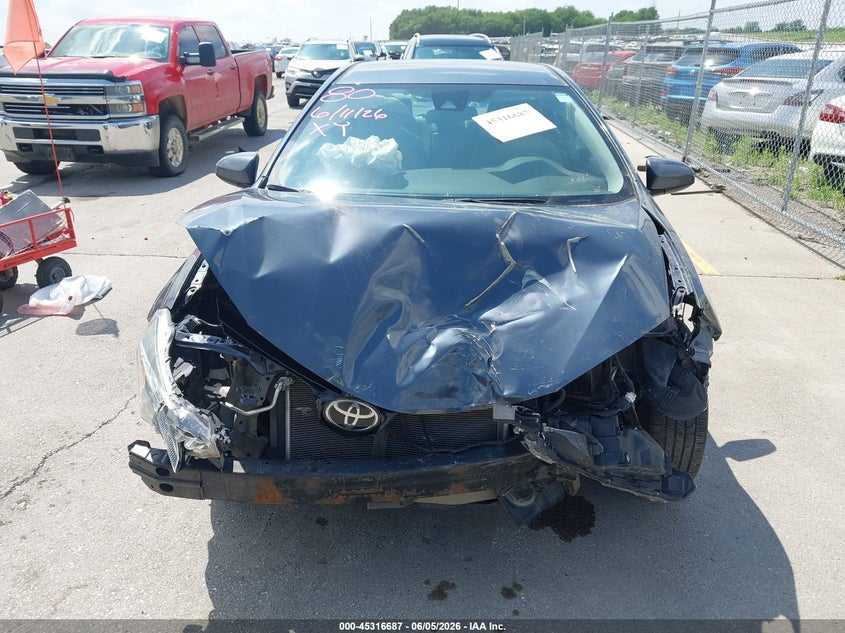 2018 Toyota Corolla VIN 5YFBURHE5JP850957 IAAI salvage auction — FRONT END, Salvage Title, sold $1,450 on 2026-07-28 (photo 6)