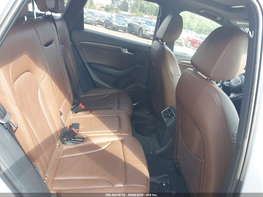 2016 Audi Q5 VIN WA1L2AFP3GA093581 IAAI salvage auction — NORMAL WEAR, Clear (Pennsylvania), sold $1,050 on 2026-07-17 (photo 8)