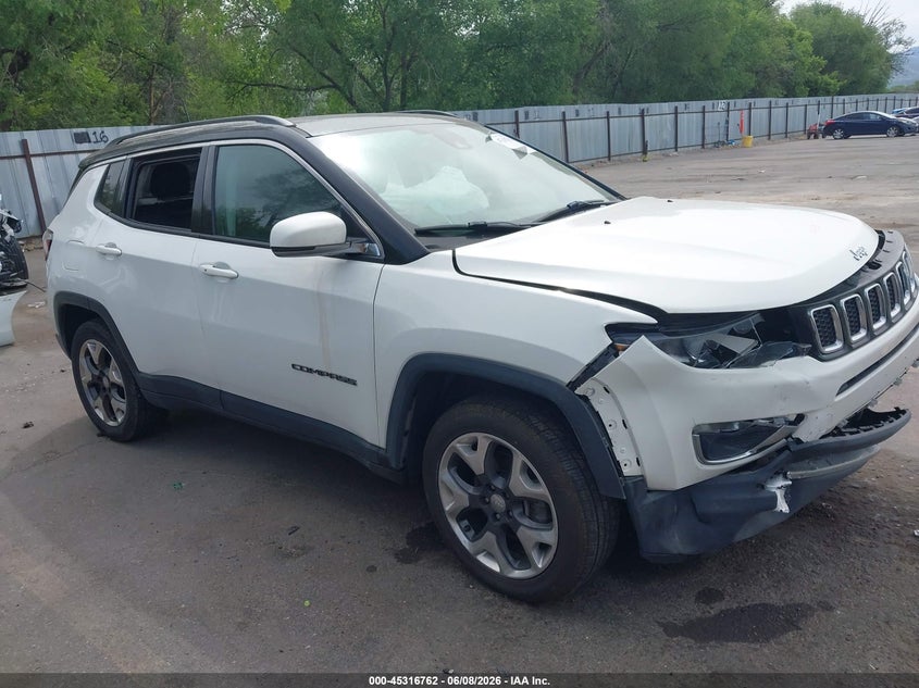 2019 Jeep Compass VIN 3C4NJDCB1KT733624 IAAI salvage auction — FRONT END, Salvage Title, sold $2,200 on 2026-08-01 (photo 1)