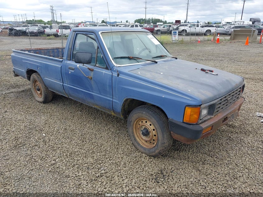 1985 Toyota Pickup VIN JT4RN55D9F0109650 IAAI salvage auction — NORMAL WEAR, Peddle Clear Public-Restricted (Oregon), sold $1,850 on 2026-07-06 (photo 1)