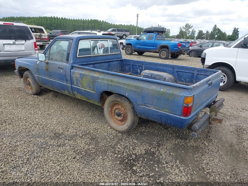 1985 Toyota Pickup VIN JT4RN55D9F0109650 IAAI salvage auction — NORMAL WEAR, Peddle Clear Public-Restricted (Oregon), sold $1,850 on 2026-07-06 (photo 3)