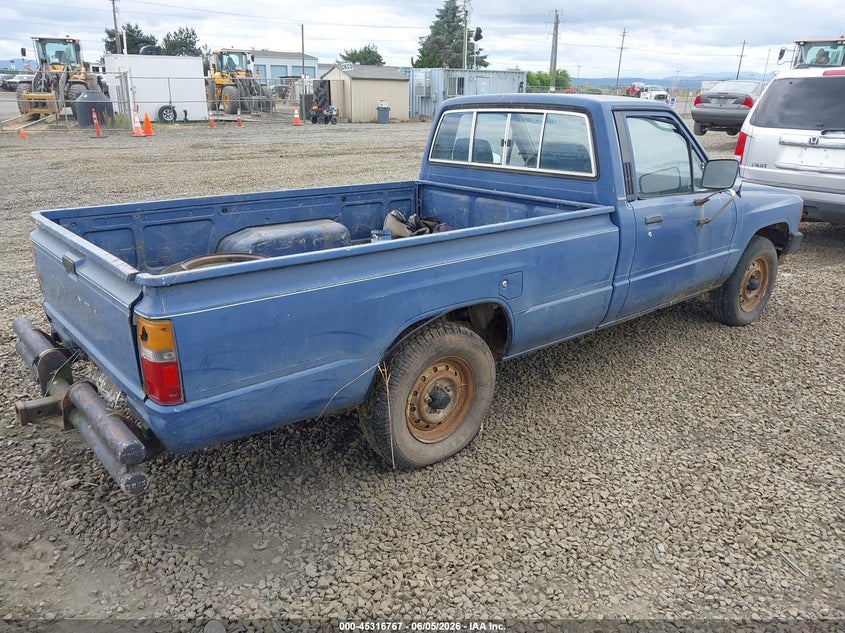 1985 Toyota Pickup VIN JT4RN55D9F0109650 IAAI salvage auction — NORMAL WEAR, Peddle Clear Public-Restricted (Oregon), sold $1,850 on 2026-07-06 (photo 4)