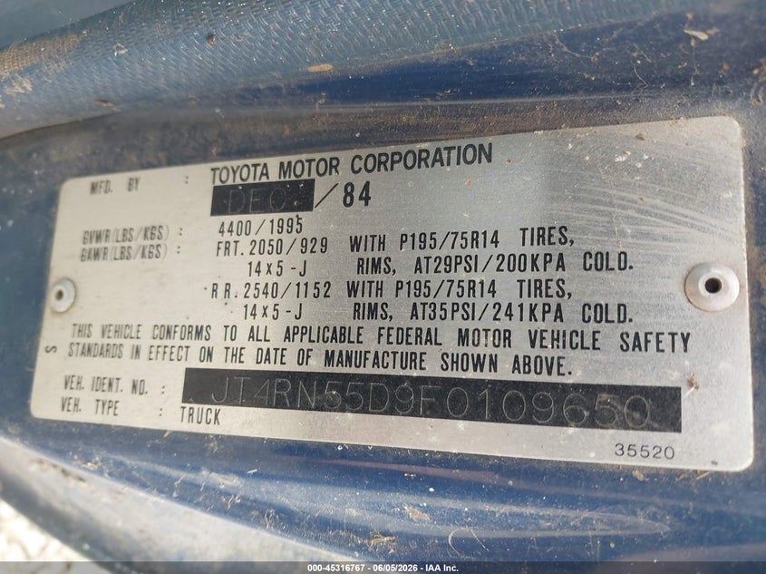 1985 Toyota Pickup VIN JT4RN55D9F0109650 IAAI salvage auction — NORMAL WEAR, Peddle Clear Public-Restricted (Oregon), sold $1,850 on 2026-07-06 (photo 9)