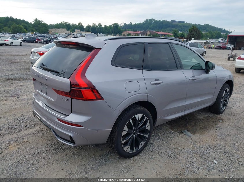2026 Volvo Xc60 VIN YV4M12RC5T1348749 IAAI salvage auction — LEFT FRONT, Salvage (North Carolina), sold $10,300 on 2026-07-24 (photo 4)