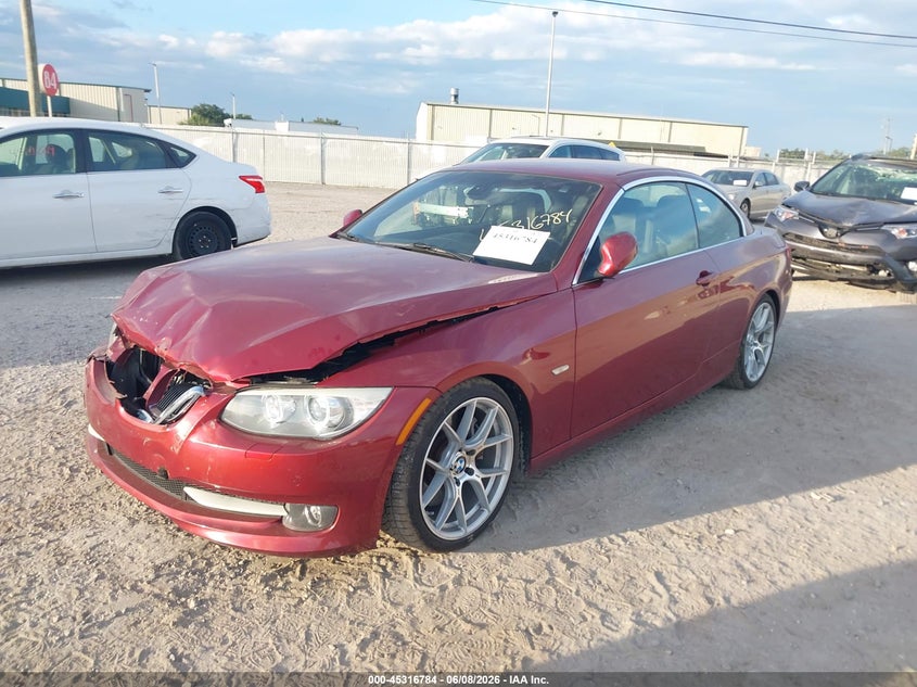 2013 BMW 3er VIN WBADX7C56DJ589856 IAAI salvage auction — FRONT END, Salvage Title, sold $2,050 on 2026-07-21 (photo 2)