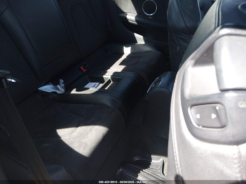 2013 Audi A5 VIN WAUWFAFR2DA040937 IAAI salvage auction — FRONT END, Salvage Title, sold $1,100 on 2026-07-20 (photo 8)