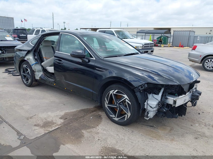 2024 Hyundai Sonata VIN KMHL14JA3RA423800 — IAAI salvage auction photo