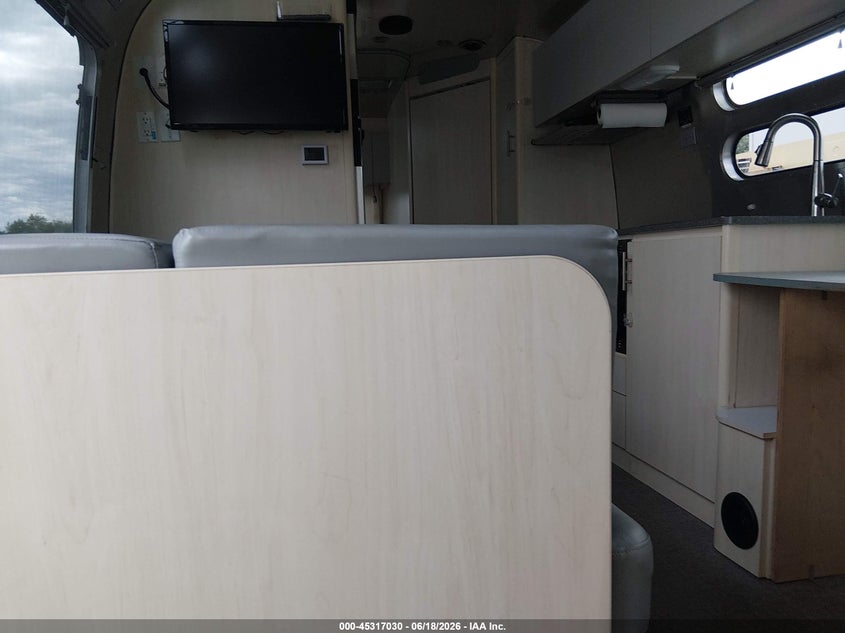 2023 Airstream Other VIN 1STC9YP23PJ563252 IAAI salvage auction — UNKNOWN, Salvage (Missouri), sold $38,450 on 2026-07-15 (photo 8)