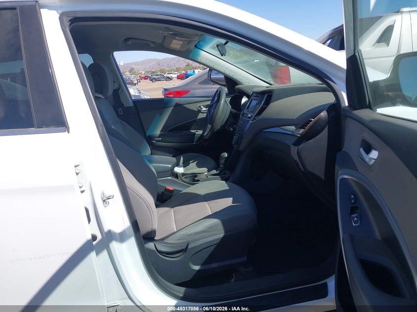 2017 Hyundai Santa fe VIN 5XYZT3LB4HG419729 IAAI salvage auction — NORMAL WEAR, Salvage Title, sold $3,200 on 2026-07-14 (photo 5)