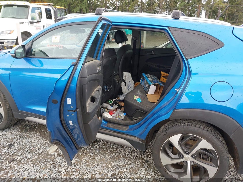 2017 Hyundai Tucson VIN KM8J3CA27HU335740 IAAI salvage auction — RIGHT FRONT, Salvage Title, sold $2,350 on 2026-07-22 (photo 8)