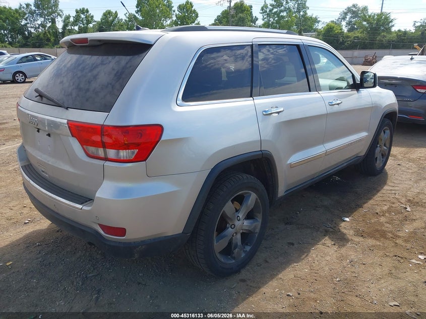 2013 Jeep Grand cherokee VIN 1C4RJFBG2DC582141 IAAI salvage auction — LEFT SIDE, Salvage (Ohio), sold $950 on 2026-08-01 (photo 4)