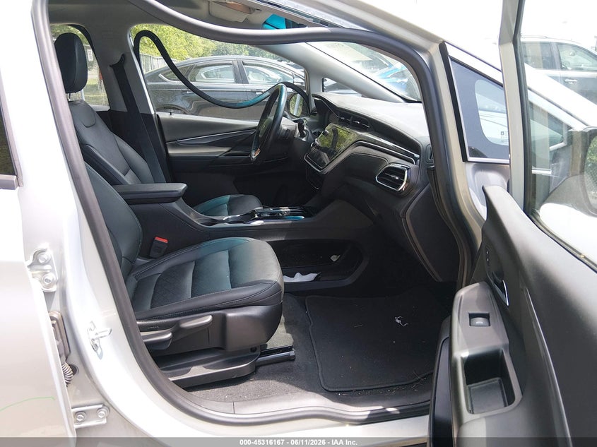 2023 Chevrolet Bolt euv VIN 1G1FX6S02P4194595 IAAI salvage auction — LEFT SIDE, Salvage (New Jersey), sold $7,200 on 2026-07-30 (photo 5)