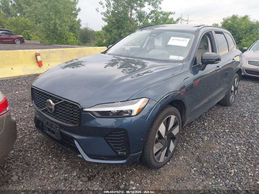2025 Volvo Xc60 VIN YV4H60RCXS1104424 IAAI salvage auction — ELECTRICAL, Salvage Title, sold $21,400 on 2026-08-24 (photo 6)
