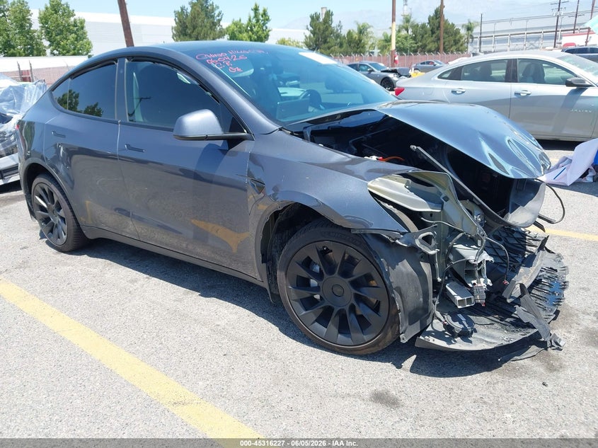2023 Tesla Model y VIN 7SAYGDEE4PA028874 IAAI salvage auction — FRONT END, Salvage Title, sold $8,900 on 2026-07-06 (photo 1)