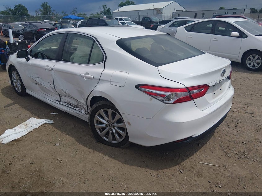 2018 Toyota Camry VIN JTNB11HKXJ3010094 IAAI salvage auction — LEFT & RIGHT, Salvage Title, sold $4,200 on 2026-07-09 (photo 3)