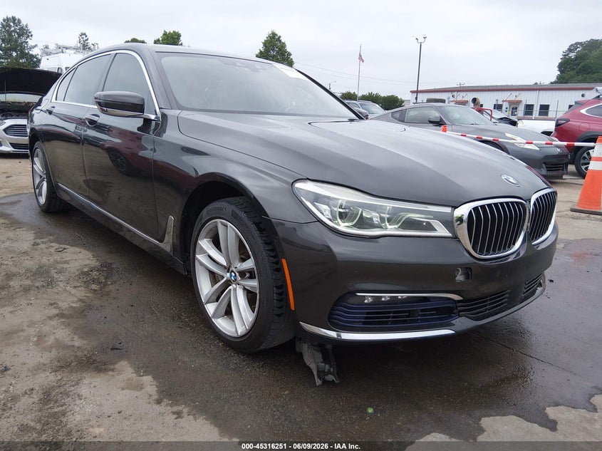 2016 BMW 7er VIN WBA7F2C54GG417989 IAAI salvage auction — FRONT END, Salvage Title, sold $5,850 on 2026-08-10 (photo 1)