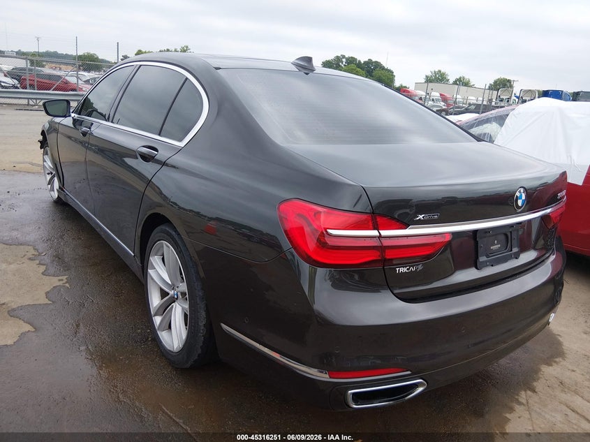 2016 BMW 7er VIN WBA7F2C54GG417989 IAAI salvage auction — FRONT END, Salvage Title, sold $5,850 on 2026-08-10 (photo 3)