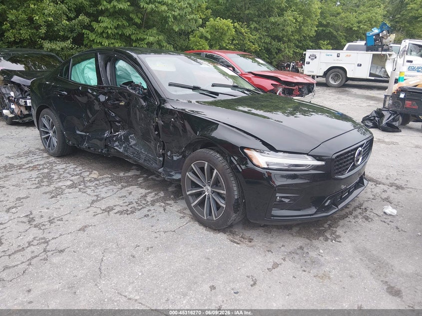 2022 Volvo S60 VIN 7JRL12TZ6NG174011 IAAI salvage auction — RIGHT SIDE, Salvage Title, sold $5,200 on 2026-07-06 (photo 1)