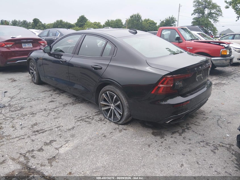 2022 Volvo S60 VIN 7JRL12TZ6NG174011 IAAI salvage auction — RIGHT SIDE, Salvage Title, sold $5,200 on 2026-07-06 (photo 3)