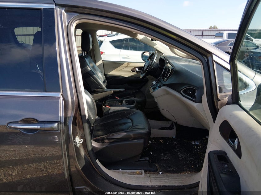2018 Chrysler Pacifica VIN 2C4RC1BG8JR217222 IAAI salvage auction — FRONT END, Wait Title, sold $1,825 on 2026-09-11 (photo 5)
