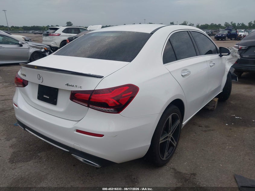 2022 Mercedes-benz A-klasse VIN W1K3G4EB5NJ371219 IAAI salvage auction — RIGHT FRONT, Salvage (Louisiana), sold $4,050 on 2026-08-02 (photo 4)