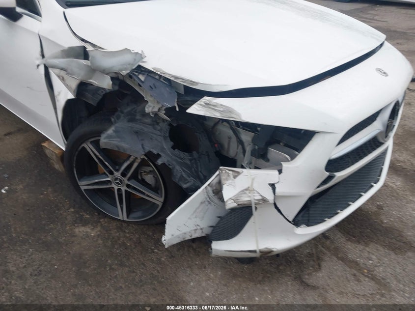 2022 Mercedes-benz A-klasse VIN W1K3G4EB5NJ371219 IAAI salvage auction — RIGHT FRONT, Salvage (Louisiana), sold $4,050 on 2026-08-02 (photo 6)