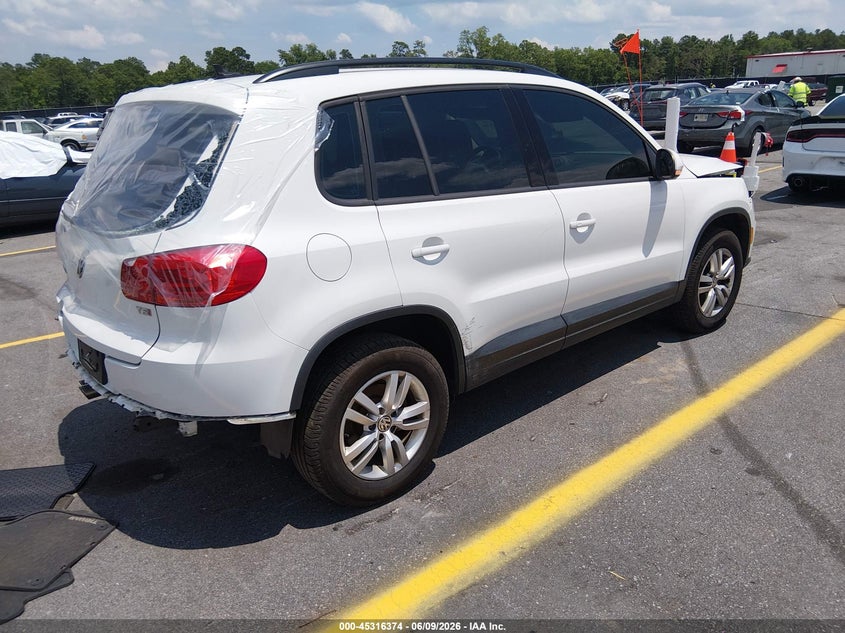 2017 Volkswagen Tiguan VIN WVGAV7AX5HK023280 IAAI salvage auction — FRONT END, Salvage Title, sold $1,500 on 2026-08-12 (photo 4)