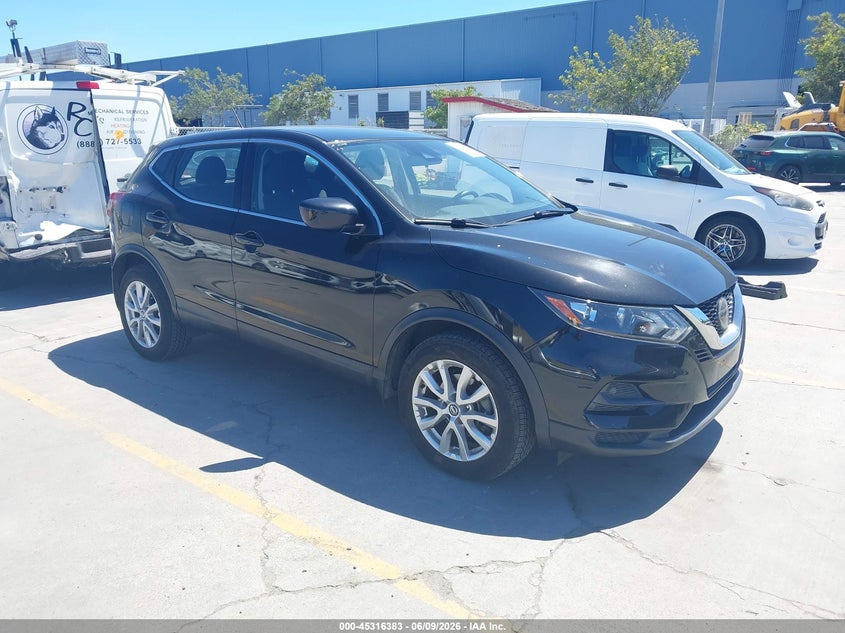 2021 Nissan Rogue VIN JN1BJ1AW3MW422638 IAAI salvage auction — LEFT SIDE, Salvage Title, sold $3,900 on 2026-07-13 (photo 1)
