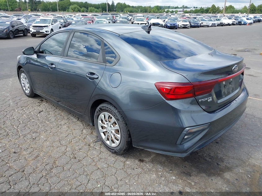 2019 Kia Forte VIN 3KPF24AD7KE028224 IAAI salvage auction — SIDE, Salvage Title, sold $2,000 on 2026-07-10 (photo 3)
