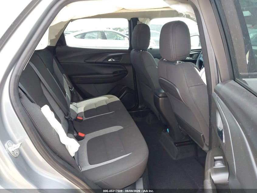 2026 Chevrolet Trailblazer VIN KL79MPSLXTB099184 IAAI salvage auction — RIGHT SIDE, Salvage Title, sold $8,000 on 2026-07-14 (photo 8)