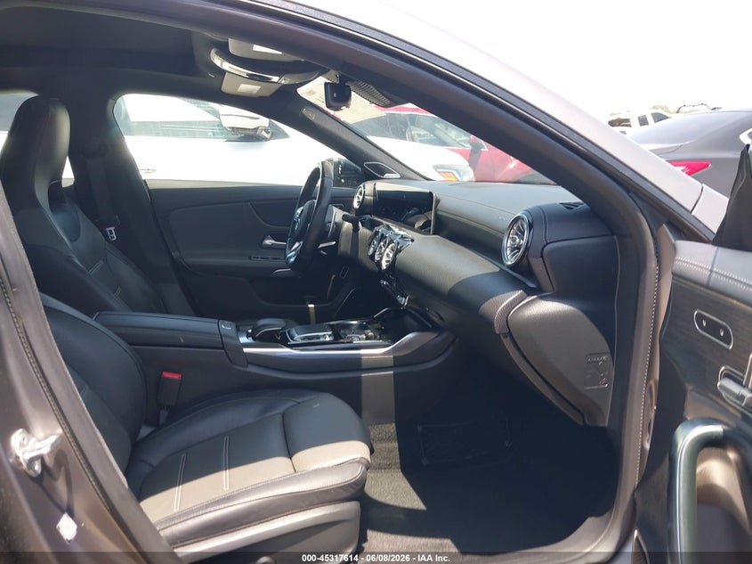 2020 Mercedes-benz VIN W1K5J5BB2LN085757 IAAI salvage auction — ENGINE DAMAGE, Salvage Title, sold $11,000 on 2026-07-29 (photo 5)