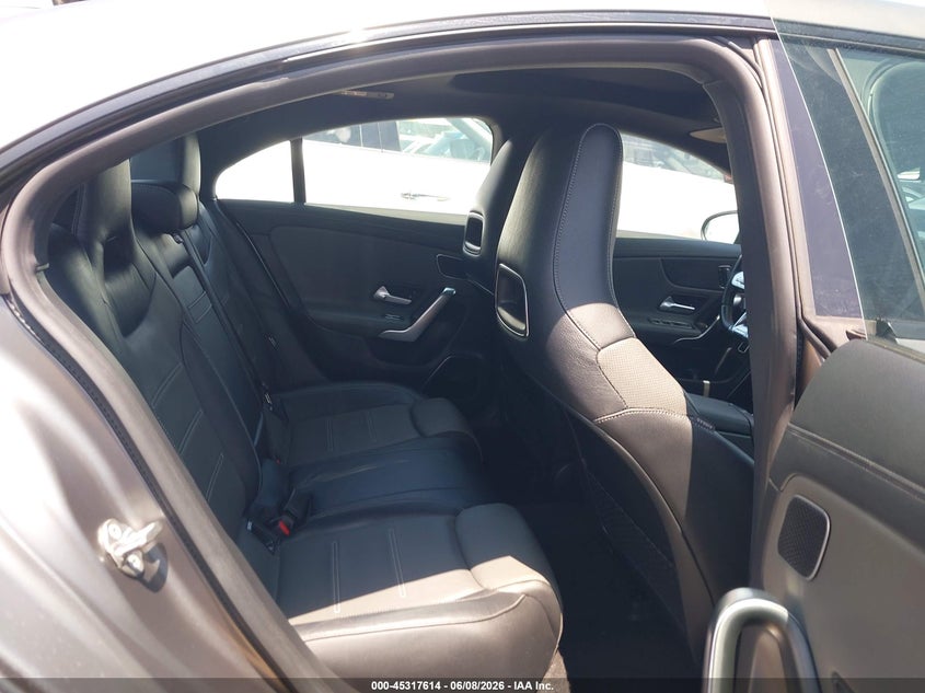 2020 Mercedes-benz VIN W1K5J5BB2LN085757 IAAI salvage auction — ENGINE DAMAGE, Salvage Title, sold $11,000 on 2026-07-29 (photo 8)