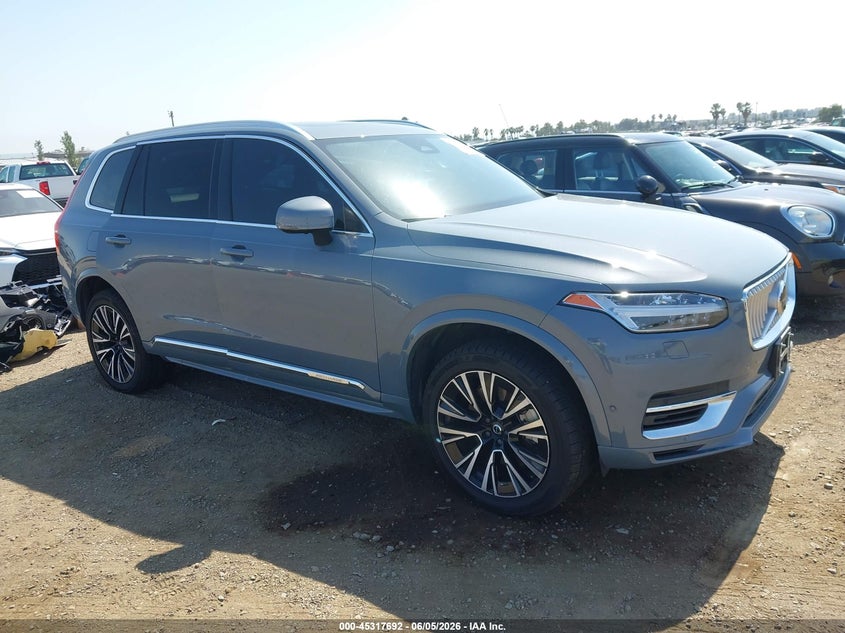 2023 Volvo Xc90 VIN YV4H60CNXP1981335 IAAI salvage auction — UNDERCARRIAGE, Salvage Title, sold $18,150 on 2026-08-03 (photo 1)