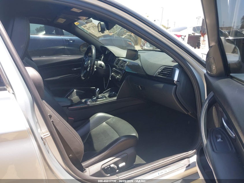 2016 BMW M3 VIN WBS8M9C52GP966976 IAAI salvage auction — REAR END, Salvage Title, sold $18,700 on 2026-07-15 (photo 5)