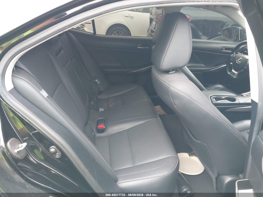 2020 Lexus Is VIN JTHDA1D25L5107034 IAAI salvage auction — SIDE, Salvage Certificate (California), sold $7,300 on 2026-07-29 (photo 8)