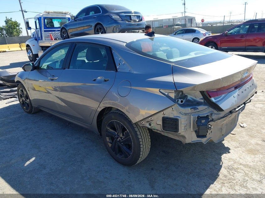 2022 Hyundai Elantra VIN KMHLS4AG3NU239466 IAAI salvage auction — FRONT & REAR, Salvage Title, sold $3,925 on 2026-07-16 (photo 3)