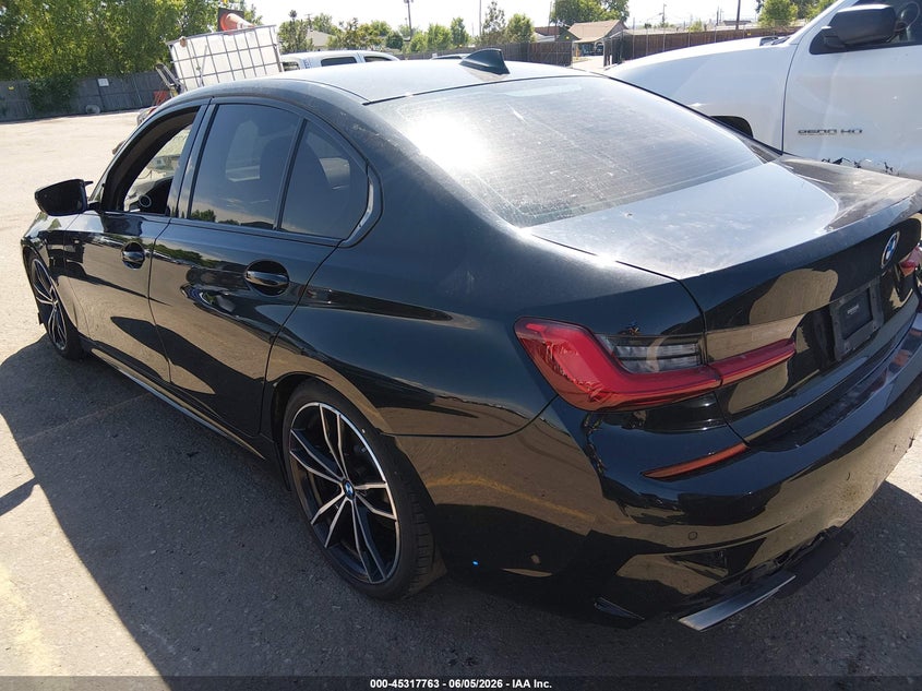 2019 BMW 3er VIN WBA5R7C55KAJ81067 IAAI salvage auction — RIGHT SIDE, Salvage (Colorado), sold $8,875 on 2026-08-18 (photo 3)