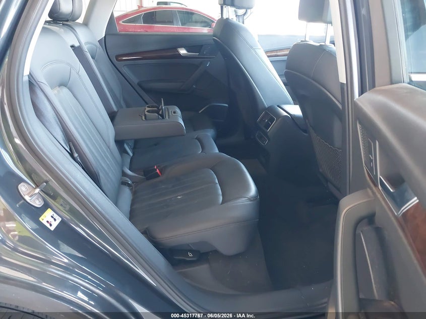 2018 Audi Q5 VIN WA1BNAFYXJ2001783 IAAI salvage auction — FRONT END, Salvage Title, sold $5,925 on 2026-07-24 (photo 8)
