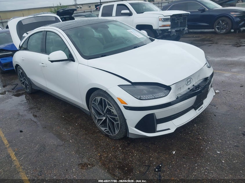 2024 Hyundai Ioniq 6 VIN KMHM54AC2RA055068 — IAAI salvage auction photo