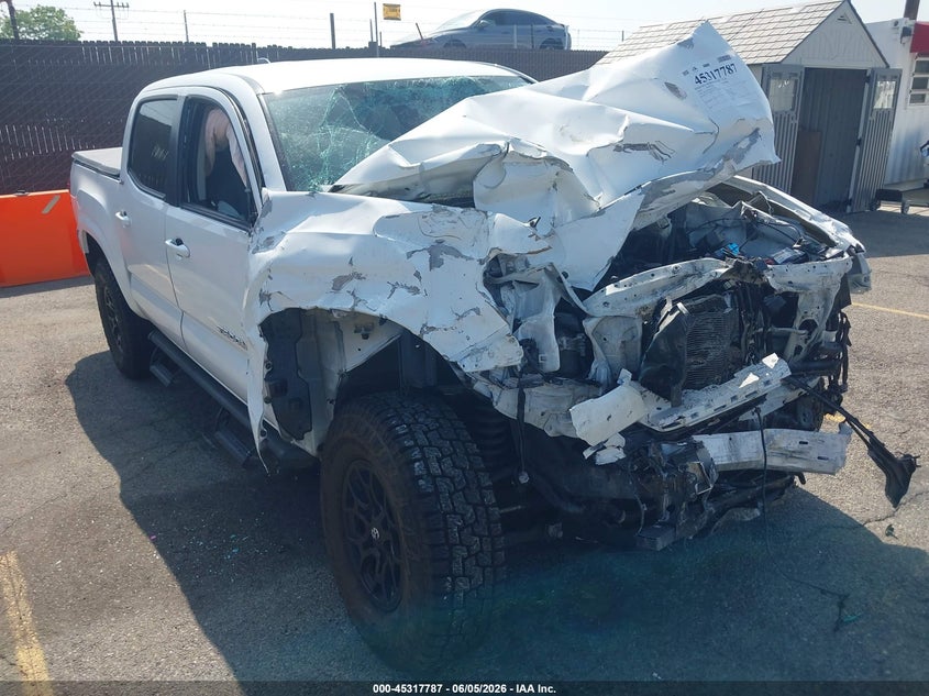 2020 Toyota Tacoma VIN 5TFAX5GN9LX173154 IAAI salvage auction — FRONT END, Salvage (California), sold $2,050 on 2026-07-29 (photo 1)