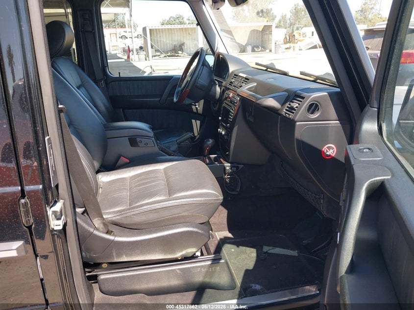 2005 Mercedes-benz G-class VIN WDCYR71E65X157391 IAAI salvage auction — WATER/FLOOD, Clear (Montana), sold $24,600 on 2026-07-29 (photo 5)