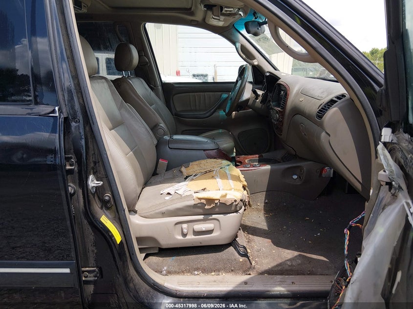 2005 Toyota Sequoia VIN 5TDZT38A05S261601 IAAI salvage auction — FRONT & REAR, Clear (Alabama), sold $600 on 2026-07-06 (photo 5)