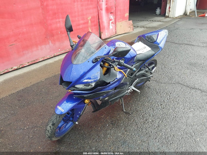 2019 Yamaha Yzf VIN MH3RH17Y6KK001356 IAAI salvage auction — LEFT & RIGHT, Salvage (Oregon), sold $1,100 on 2026-09-08 (photo 2)