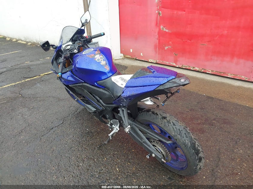 2019 Yamaha Yzf VIN MH3RH17Y6KK001356 IAAI salvage auction — LEFT & RIGHT, Salvage (Oregon), sold $1,100 on 2026-09-08 (photo 3)