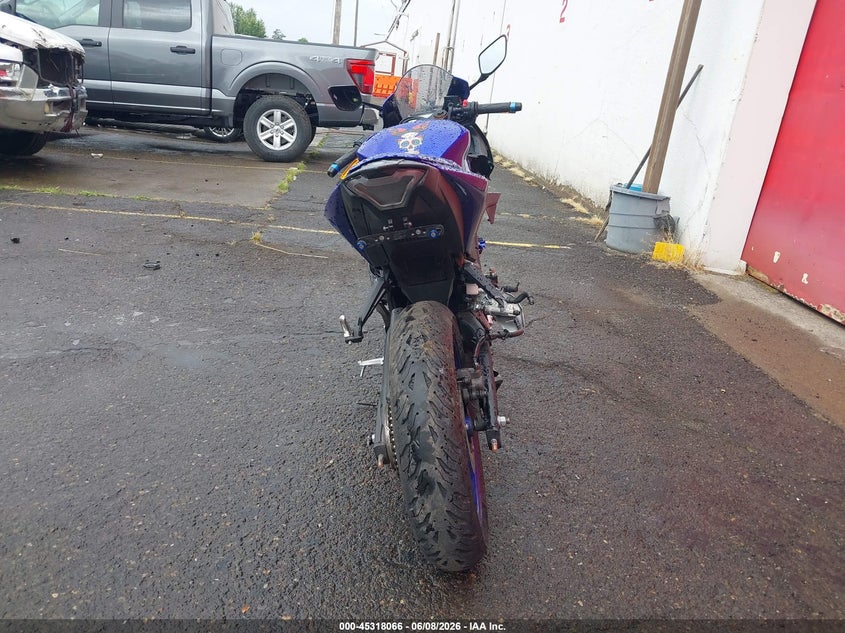 2019 Yamaha Yzf VIN MH3RH17Y6KK001356 IAAI salvage auction — LEFT & RIGHT, Salvage (Oregon), sold $1,100 on 2026-09-08 (photo 6)