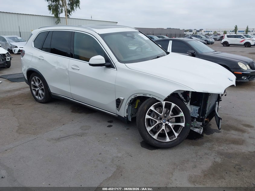 2026 BMW X5 VIN 5UX23EU05T9196023 IAAI salvage auction — FRONT END, Salvage Title, sold $33,250 on 2026-07-30 (photo 1)
