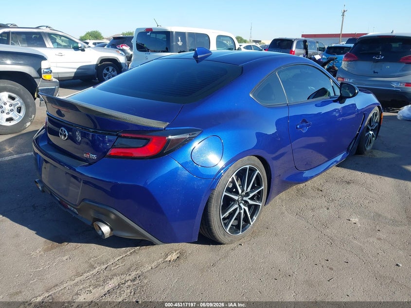 2022 Toyota Gr 86 VIN JF1ZNBB18N9757683 IAAI salvage auction — FRONT END, Salvage Title, sold $8,200 on 2026-07-28 (photo 4)